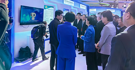 第十二届APEC中小企业技术交流暨展览会盛大开幕，工信部副部长徐晓兰到和普威视展厅巡馆指导